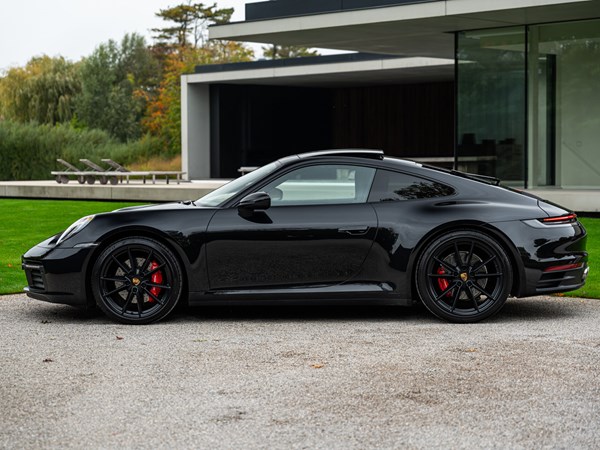 PORSCHE 992.1 C2S COUPE